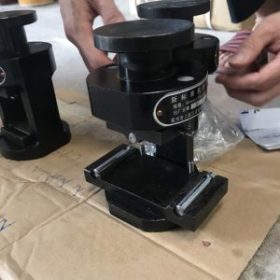 Gá uốn gá nén vữa