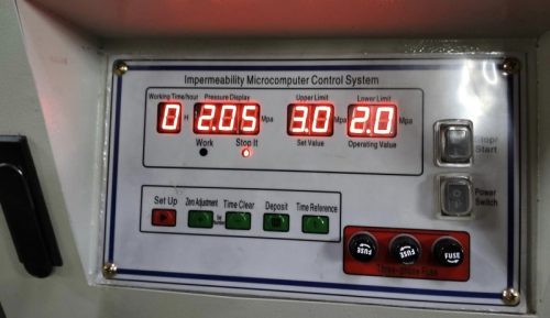 Máy thử thấm bê tông HP-4.0 7 Màn hình máy thử thấm bê tông